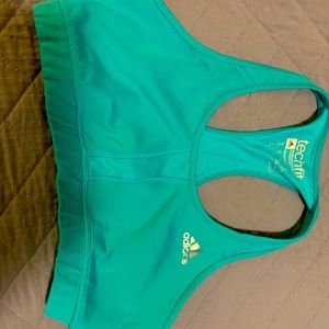 Adidas Sports Bra ✨